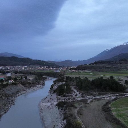 Hotel Eno Пермети Экстерьер фото