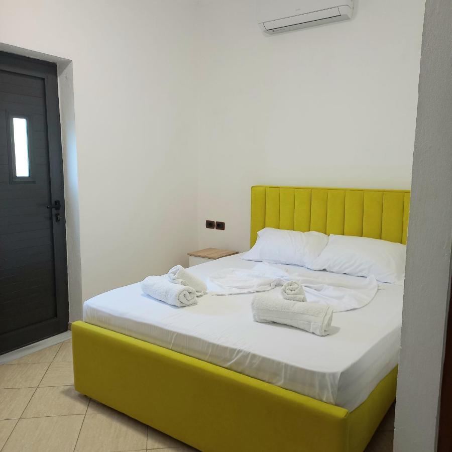 Hotel Eno Пермети Экстерьер фото