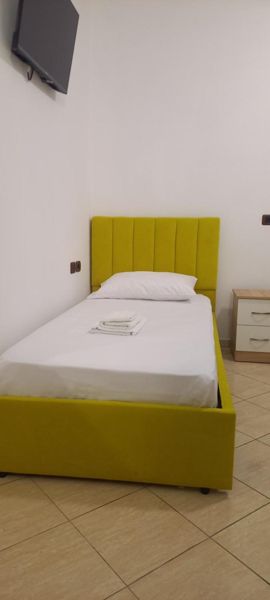 Hotel Eno Пермети Экстерьер фото
