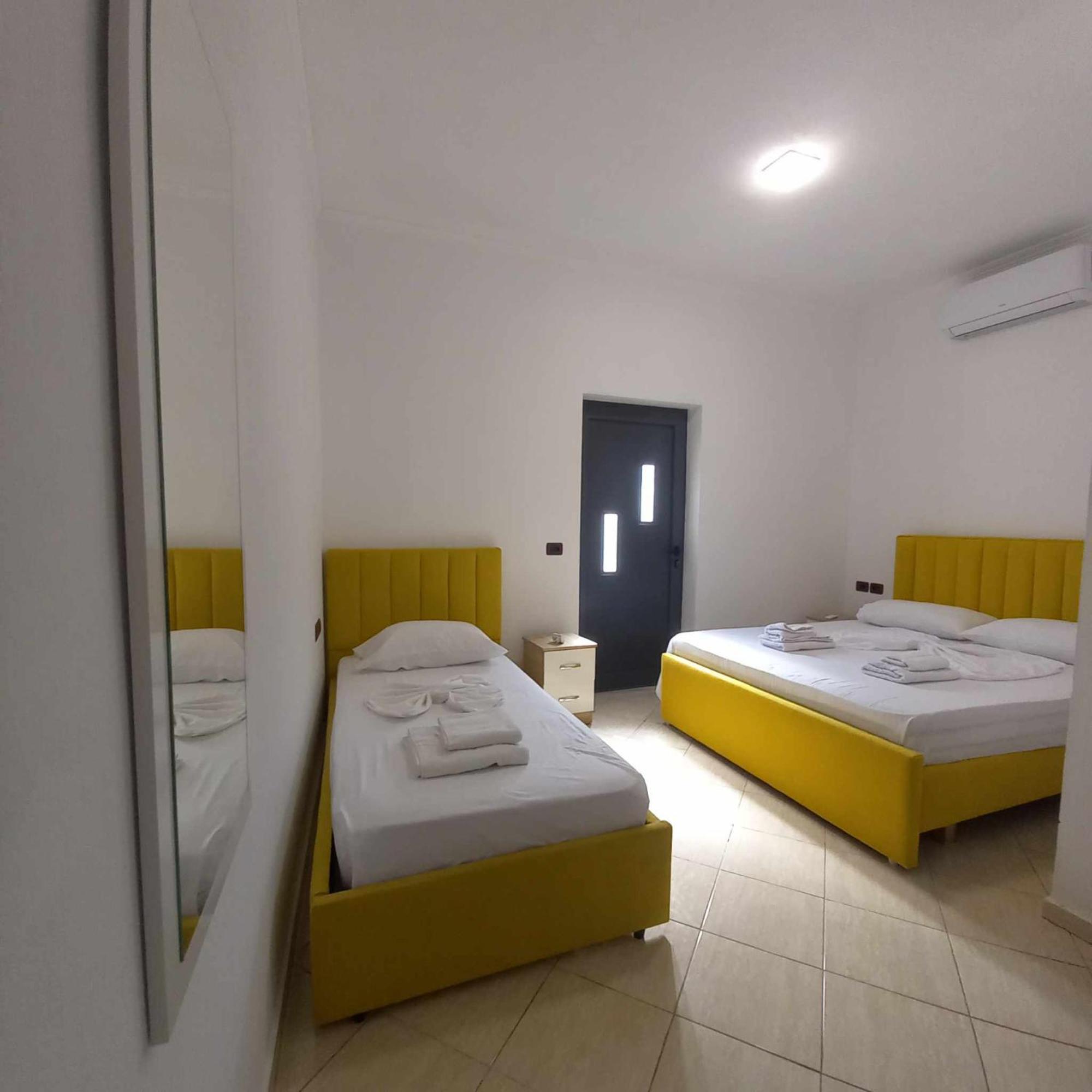 Hotel Eno Пермети Экстерьер фото