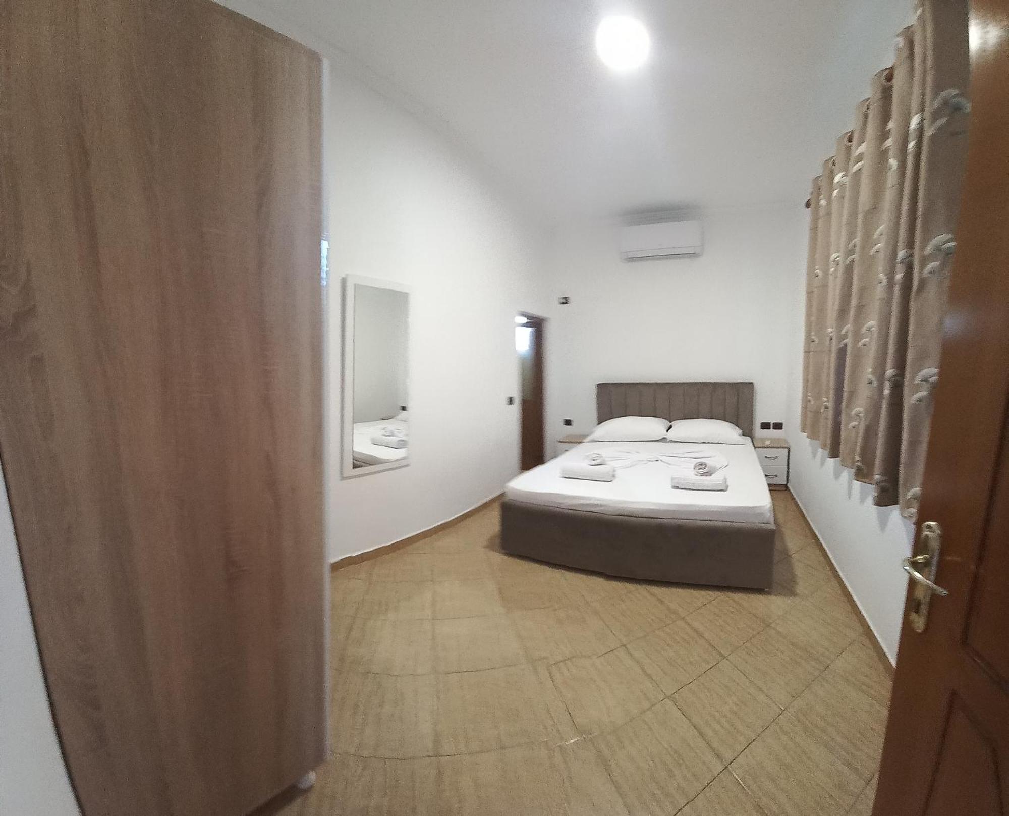 Hotel Eno Пермети Экстерьер фото